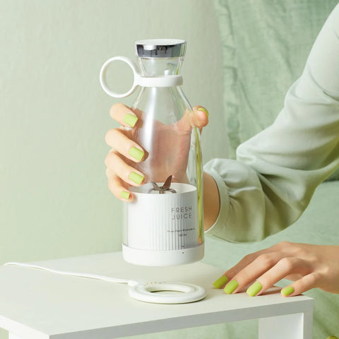 PORTABLE MINI ELECTRIC USB JUICER BLENDER